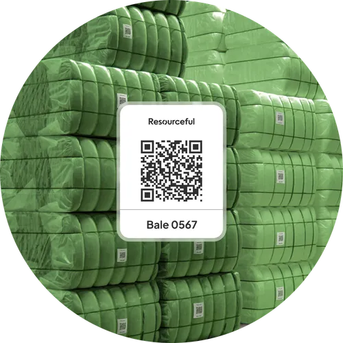 Bale of textiles with QR code